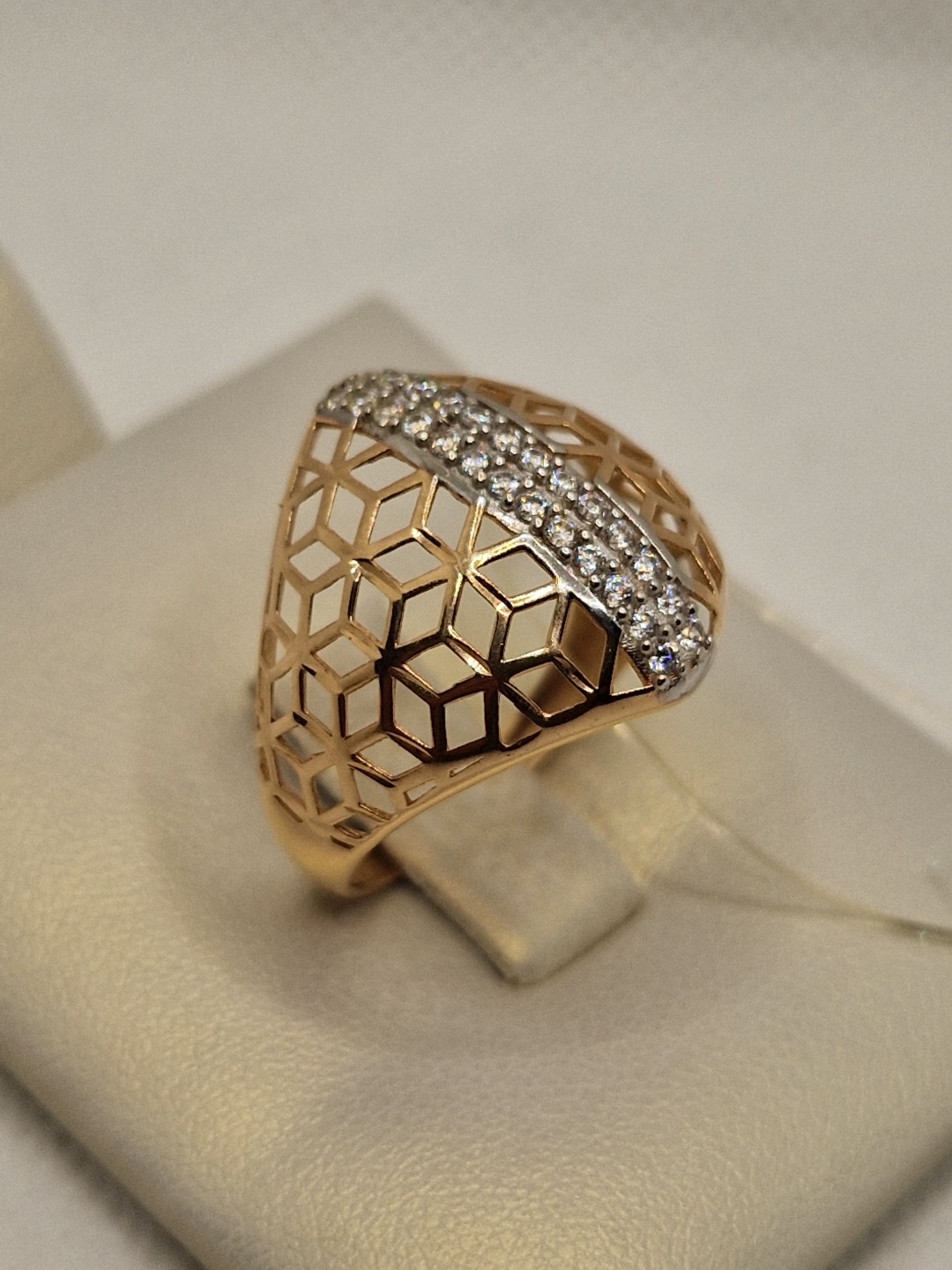 AIZHAN GOLD 7606/563 размер 19 вес 2.57 г золото, фианит