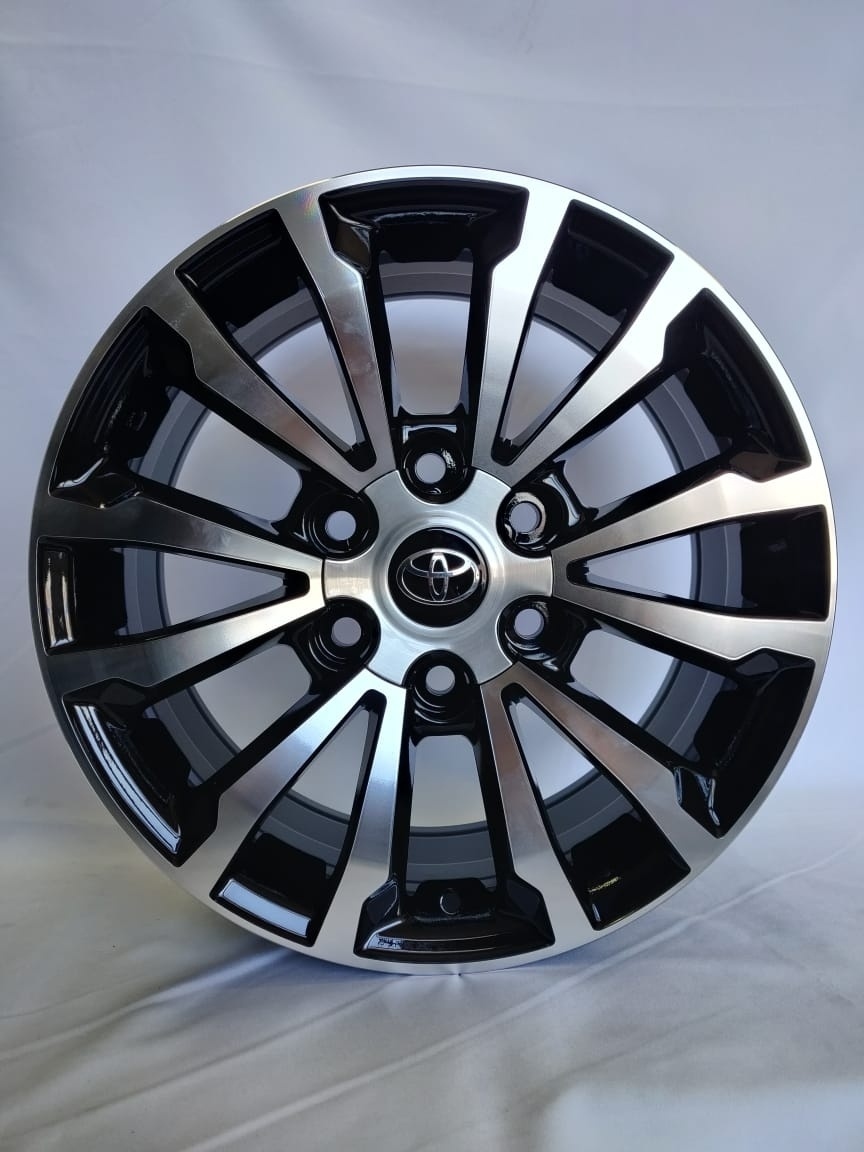 RS 226 7.5x17/6x139.7 D106.2 ET25 черный, серебристый