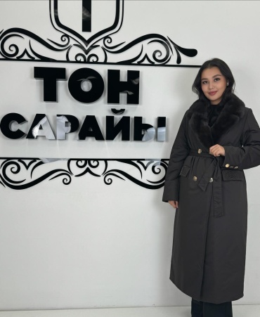 Пуховик ТОН САРАЙЫ черный