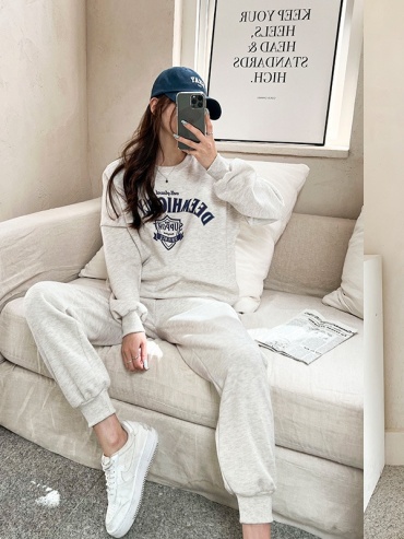 Спортивный костюм Aisha collection серый