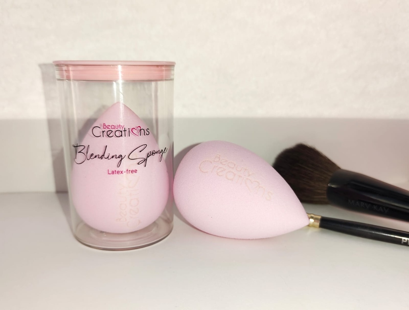 Купить Beauty Creations спонж капля поролон 1 шт в Алматы – Магазин на ...
