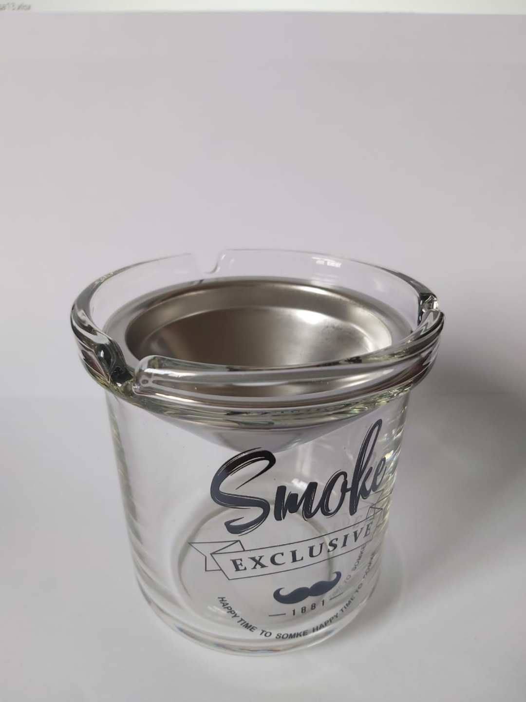 Smoke Exclusive G0000001, металлический сплав, стекло