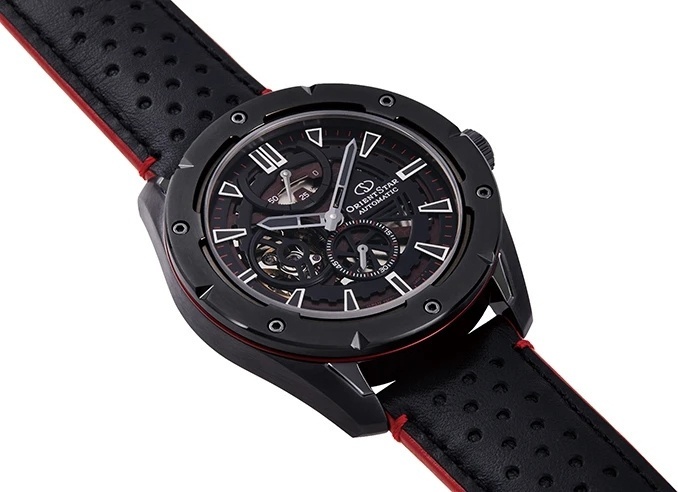 Механические ORIENT RE-AV0A03B00B нержавеющая сталь