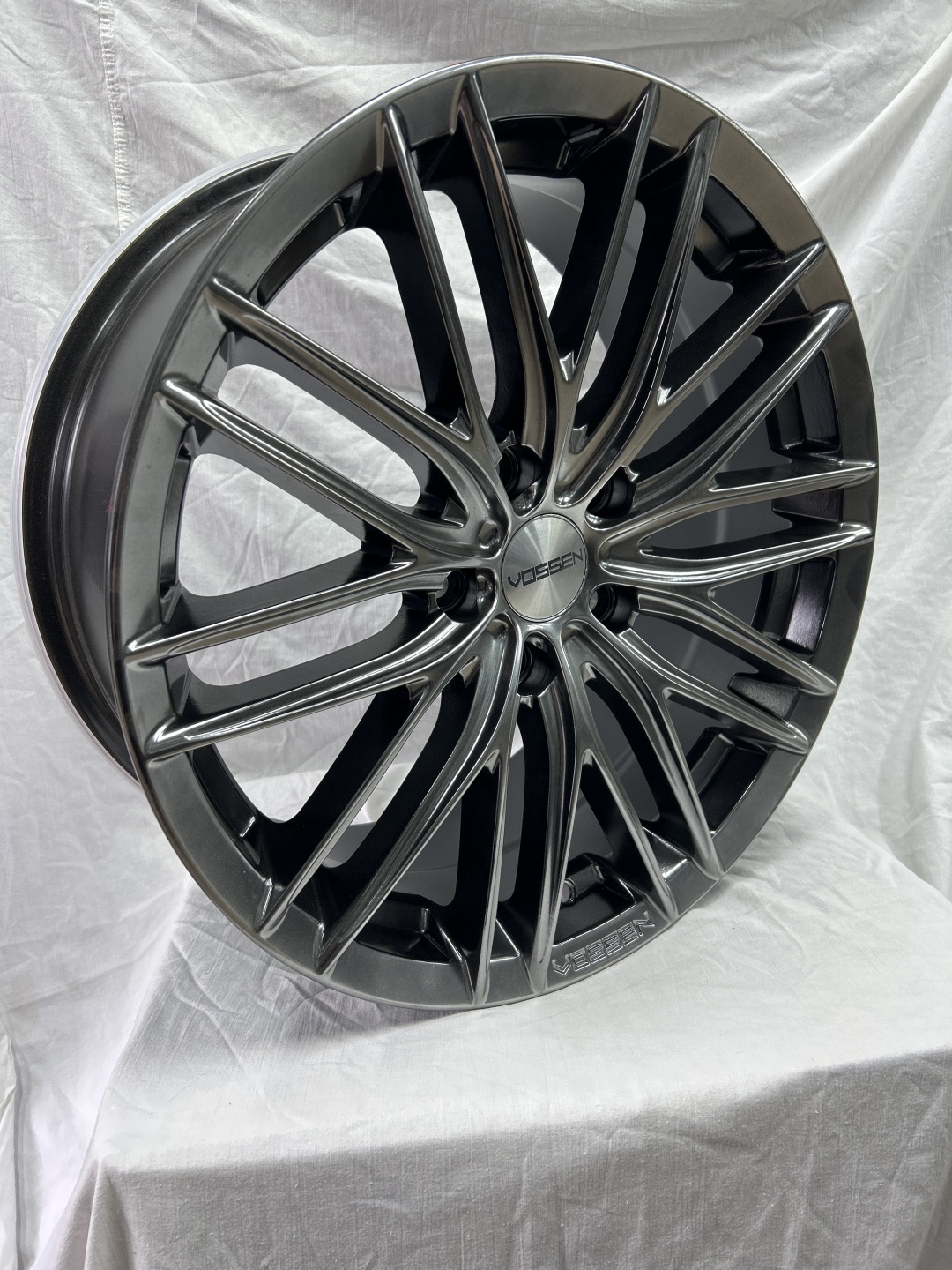 SSM 456 7.5x17/5x114.3 D73.1 ET38 графит