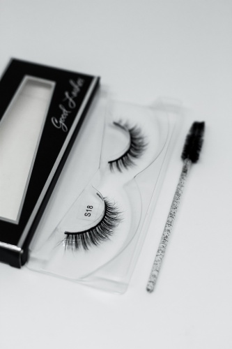 S18 Good Lashes накладные C 0.05 мм черный 10 мм