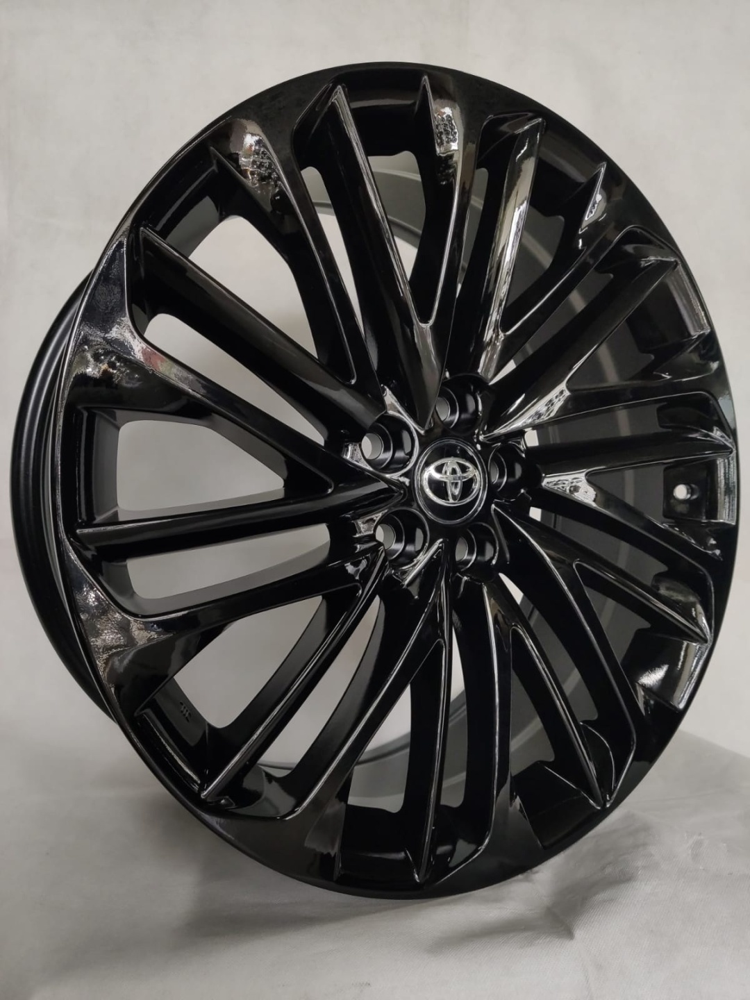 Replica 7971 8x20/5x114.3 D60.1 ET30 черный