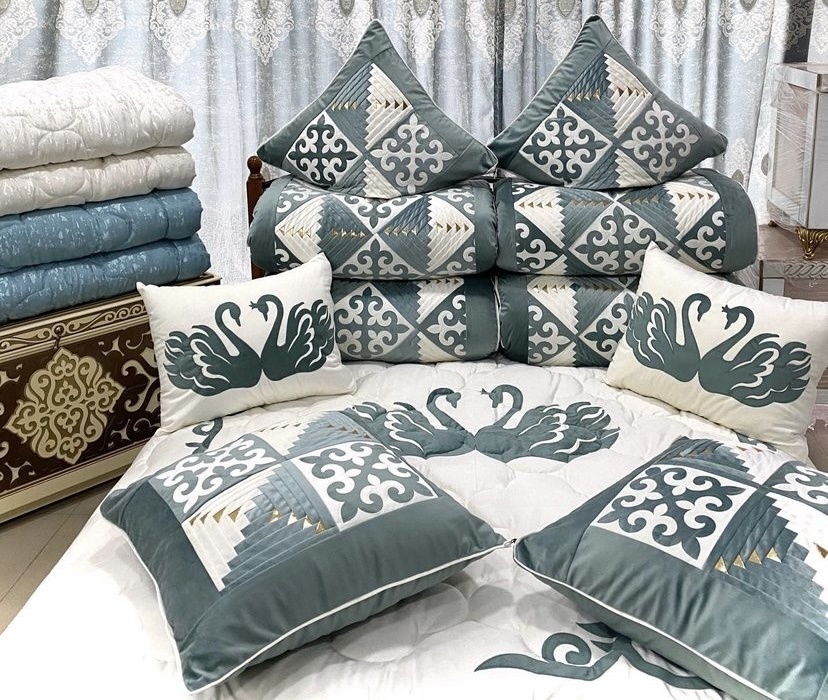Комплект корпе с подушками 230x80 см, вата, зеленый