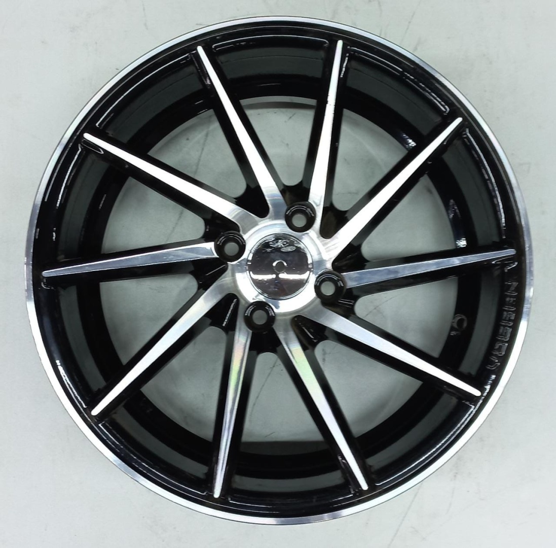 Vossen 175-16 7x16/4x98 D58.6 ET35 черный, серебристый