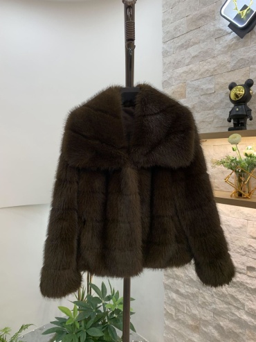 Шуба коричневый