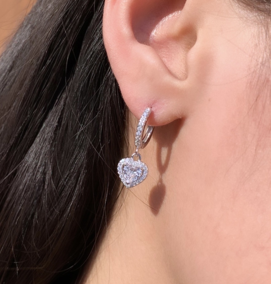 Серьги Silver 02754447 вес 2.9 г серебро, фианит