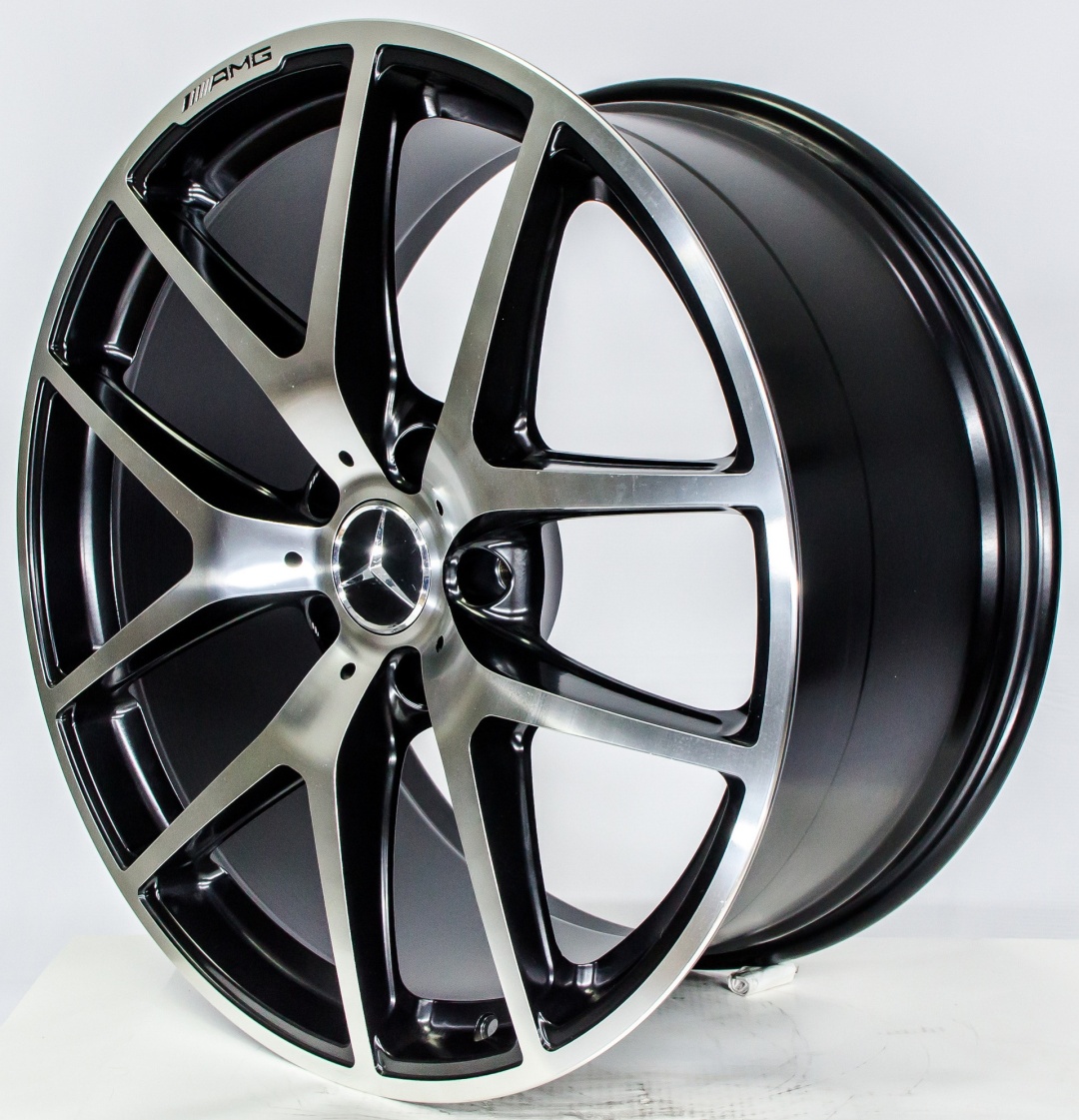 Mercedes-Benz 795 10x21/5x130 D84.1 ET45 черный, серебристый