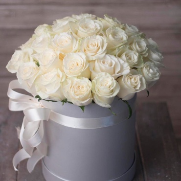 Monroe flowers композиция в коробке роза 31 шт 30 см