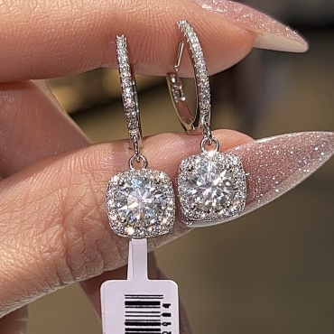 Серьги Ipekyolu Jewellery 1 карат 603AY вес 3 г серебро, муассанит