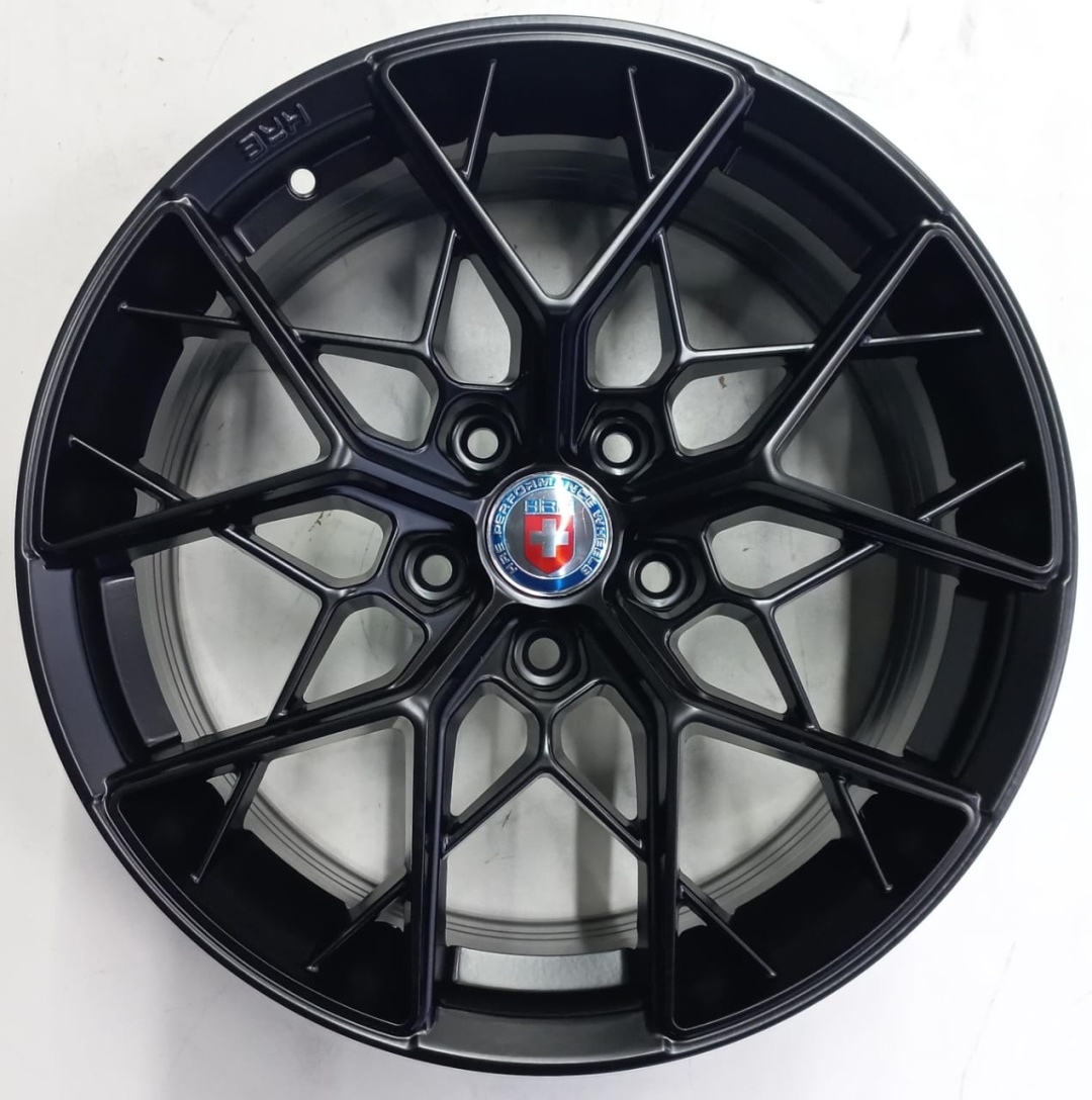 HRE 049 7.5x17/5x114.3 D73.1 ET35 черный