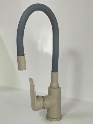 Смеситель с гибким изливом TRIGOR B4-KG-MB-434, силумин, цвет бежевый, серый