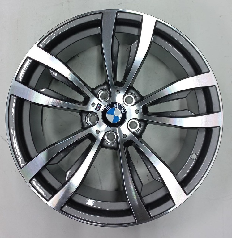 Wheels 1057 10/11x20/5x120 D74.1 ET40 серый, серебристый