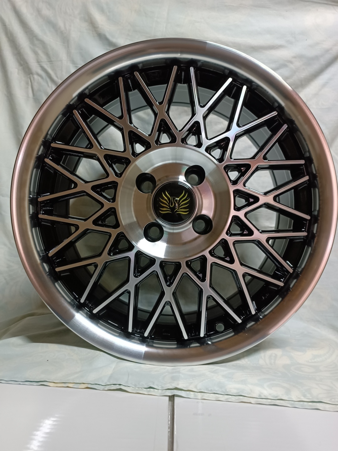 RNO 3375 7x16/4x100 D67.1 ET35 серебристый