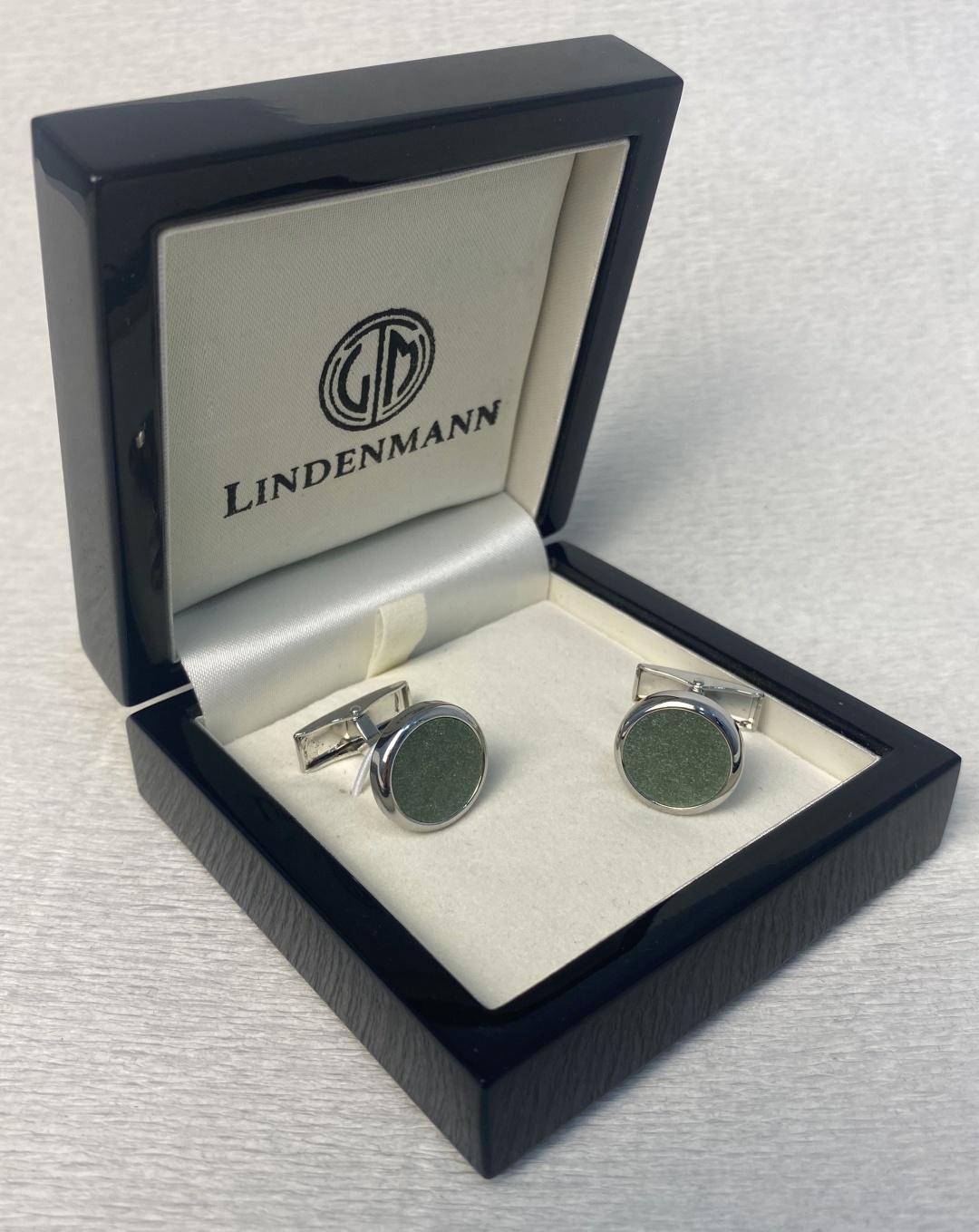 Запонки Lindenmann бижутерный сплав, эмаль