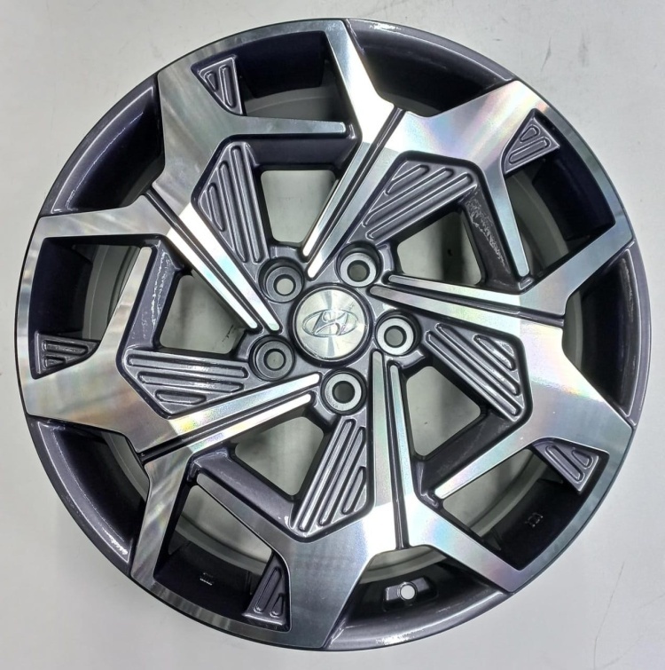 Hyundai 5377 7.5x19/5x114.3 D67.1 ET49 серый, серебристый