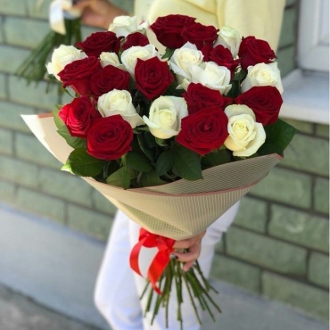 Talan flowers моно-букет с открыткой роза 25 шт 60 см