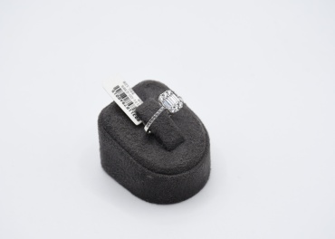 ASSOS 0031107940015 размер 17 вес 1.72 г золото, фианит