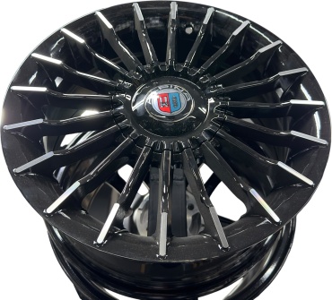 RNO XH1016 6.5x15/4x100 D67.1 ET35 4 диска черный