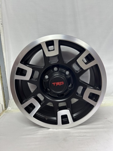 Powcan Комплект дисков Powcan DRS900 8x17/6x139.7 D110 ET0 черный, серебристый 8x17/6x139.7 D110 ET0 4 диска черный, серебристый