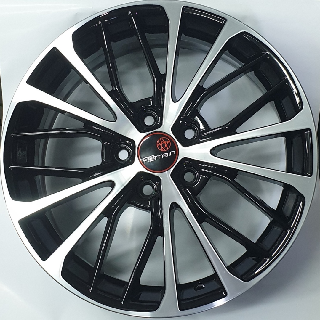 Vector Kc555 7x17/5x114.3 D60.1 ET45 черный, серебристый