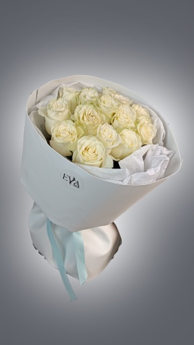 Eva flowers моно-букет с открыткой роза 15 шт 60 см