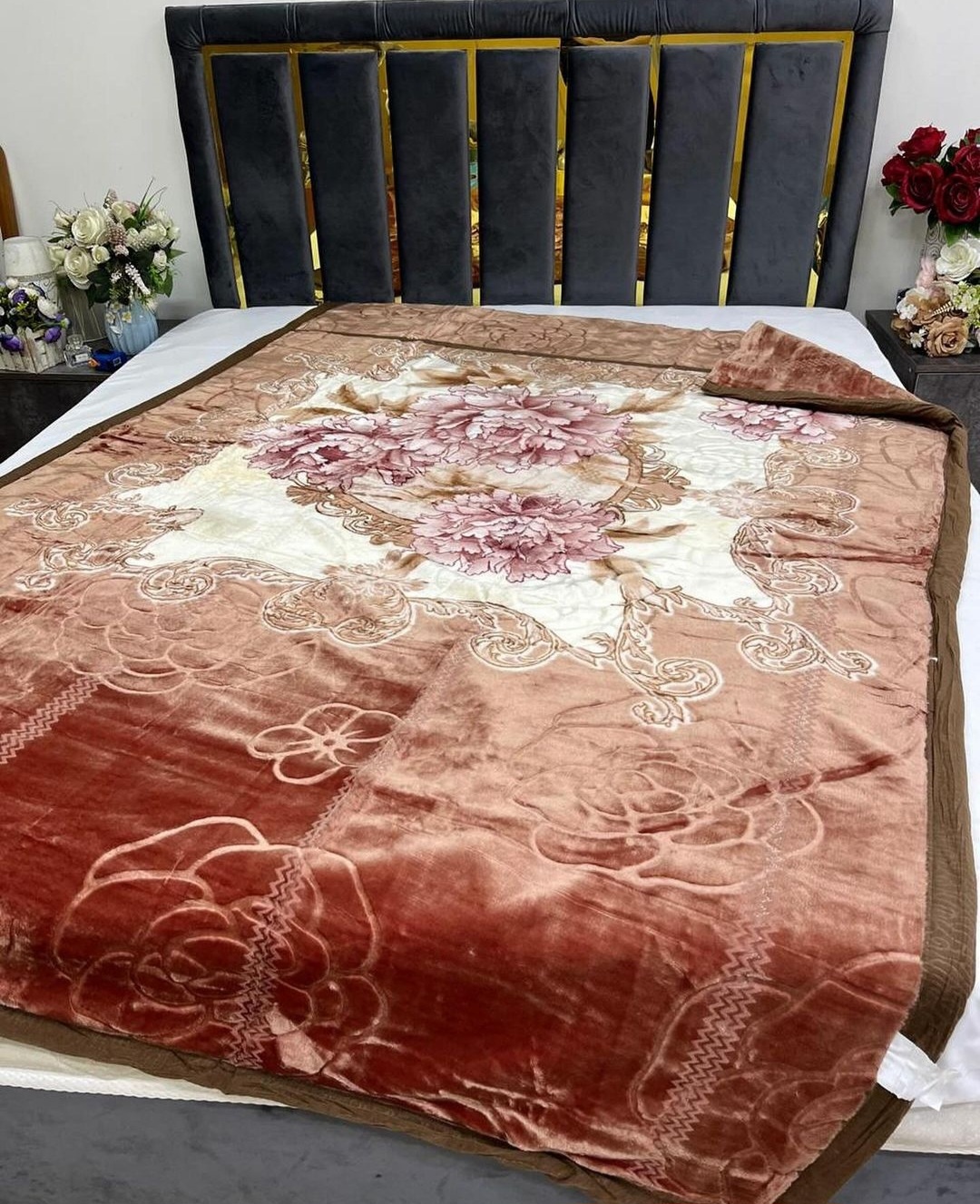 Плед Двусторонний Королевский 150х200 см, велюр, плюш, бежевый, коричневый
