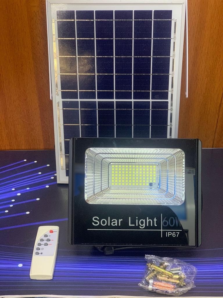Прожектор на кронштейне Solar light 60 Вт, холодный белый