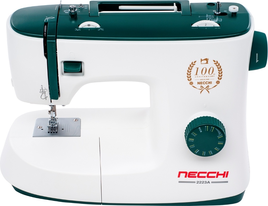 Швейная машина NECCHI 2223A белый, зеленый