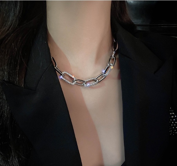 Купить Бусы Fashion Jewelry Fashion Jewelry длина 41 см бижутерный ...