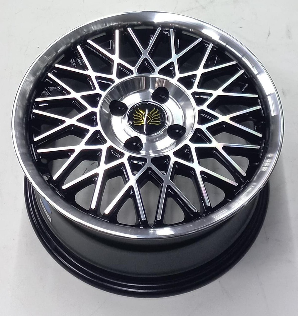 Wheels 3375 6.5x15/4x100 D67.1 ET35 черный, серебристый