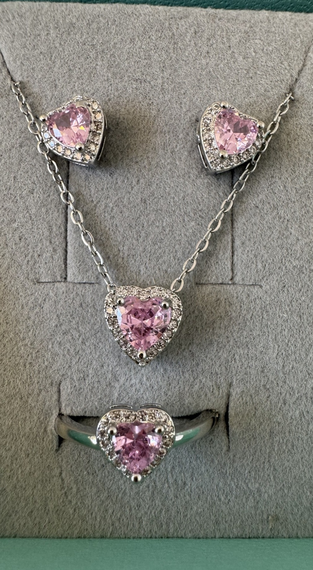 Комплект ACCESSORIZE медицинская сталь, фианит