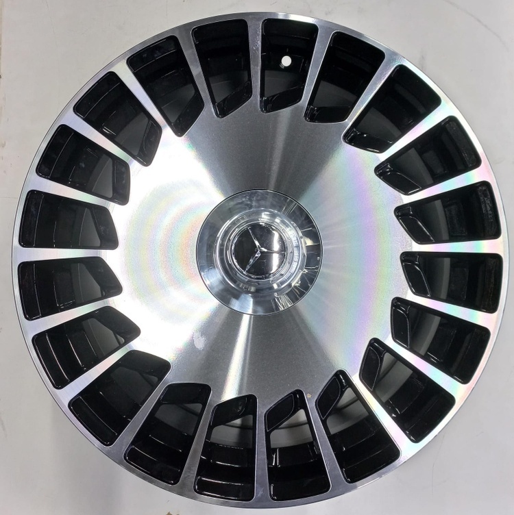 Replica 84113 8.5/9.5x20/5x112 D66.6 ET35 черный, серебристый