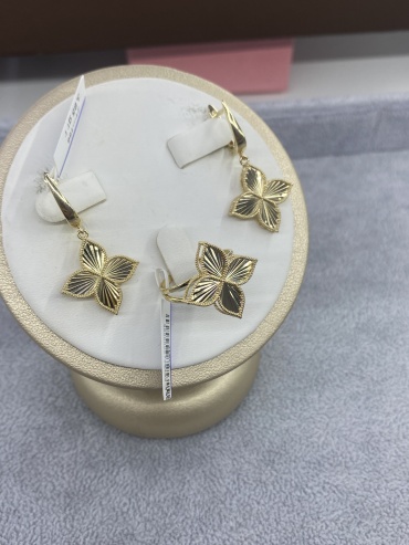 Italy Exclusive SET5290 вес 5.83 г золото, без вставок