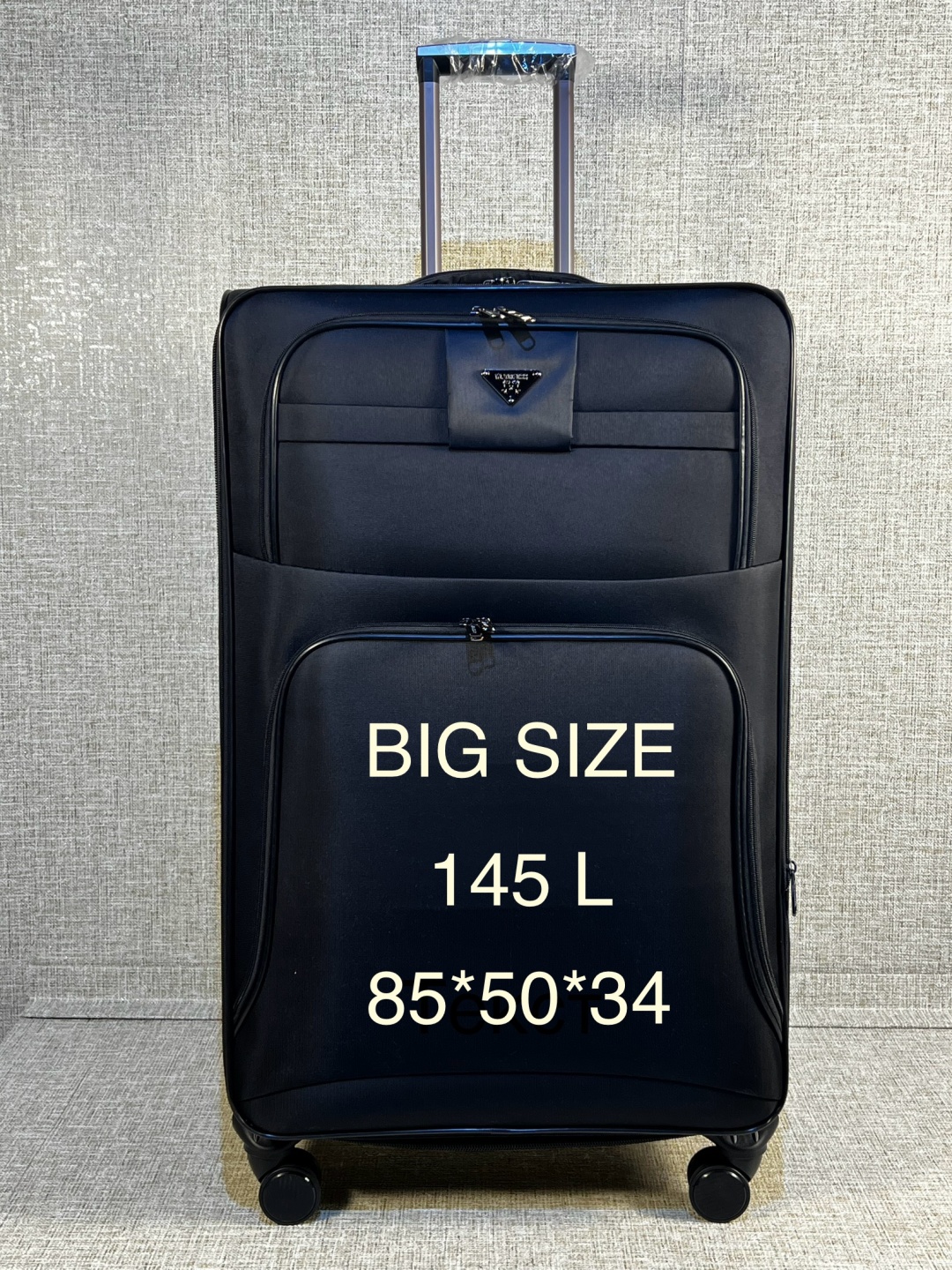 Чемодан W.ZGKISS 9123-30 текстиль 145 л черный