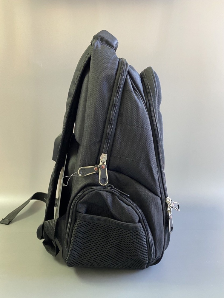 40 liter backpack with laptop MATEIN Carry on Backpack, 40L Flight Approved Large Travel Herschel Large Backpack with HD1 REVERT on use during air Color:A42-CHOICEDDC_DM-18
