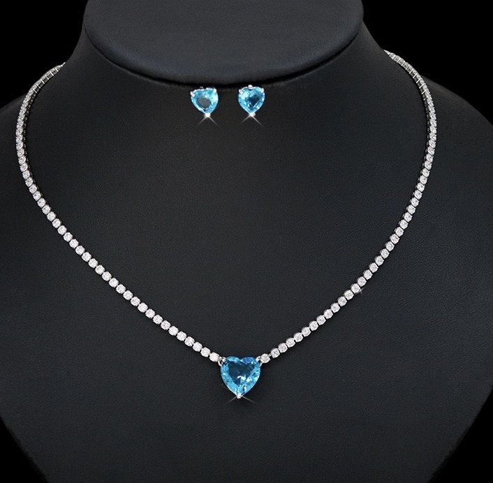 LoLo Crystals N длина 43 см бижутерный сплав, цирконий