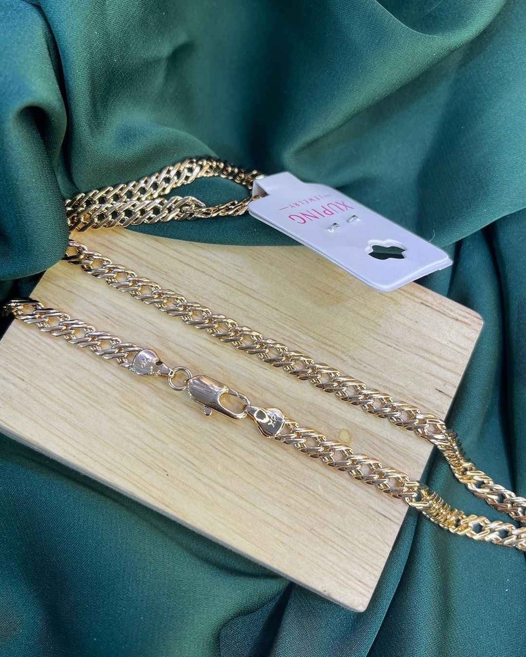Цепь Xuping Jewelry длина 60 см медицинская сталь без вставок
