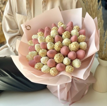 ZakazBuketov 00-00004846 Клубника в шоколаде 50 см