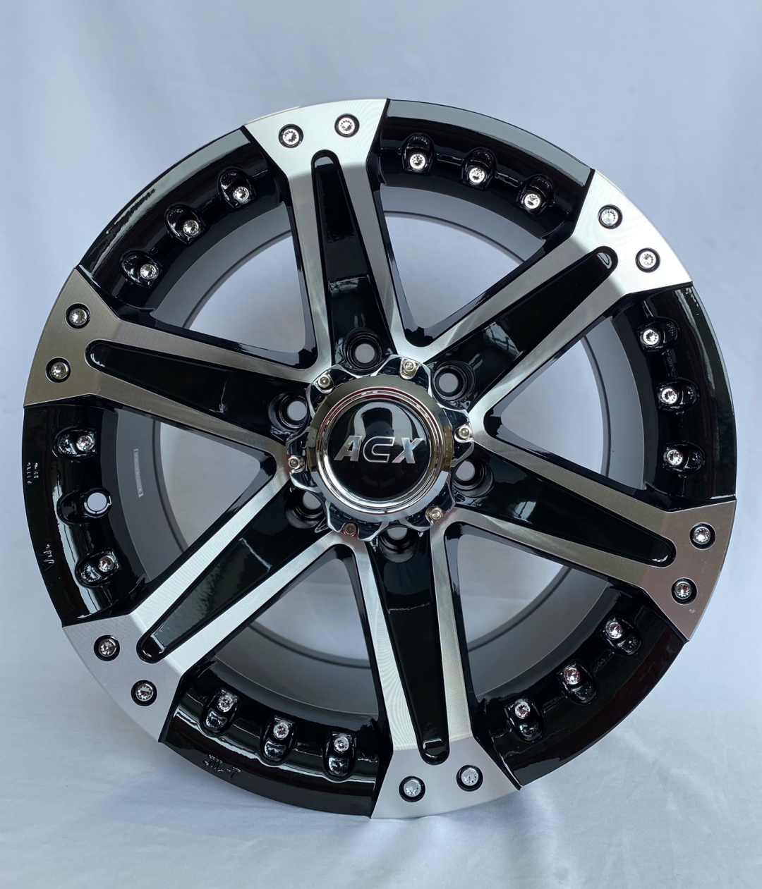 ACX 96116 8x16/6x139.7 D110.2 ET-20 черный, серебристый