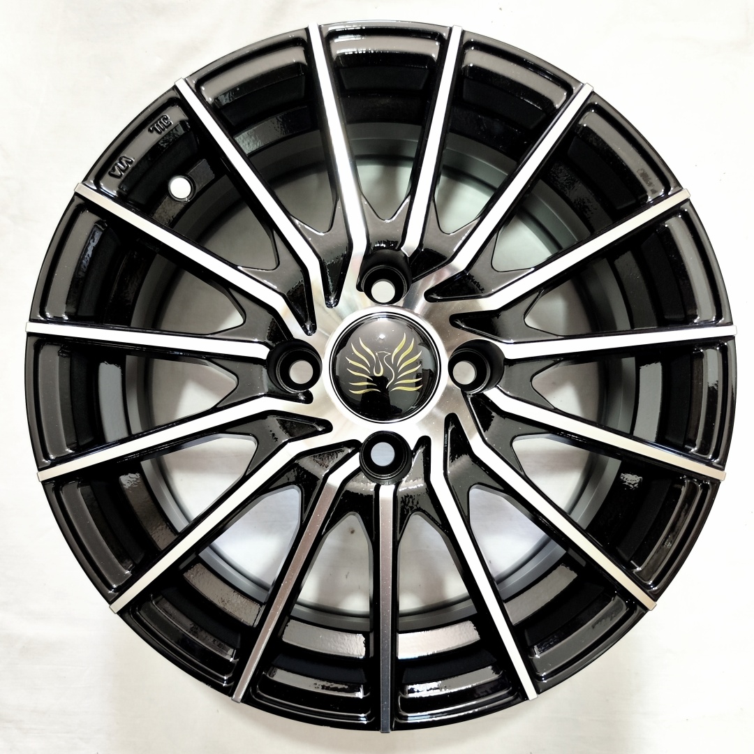 Replica 2818 6x14/4x100 D67.1 ET35 черный, серебристый