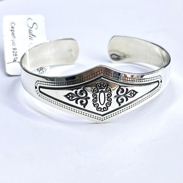 Sulu Silver ХА20755/111533/0824 длина 18.21 см, вес 27 г серебро, плетение отсутствует
