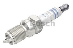 Свеча зажигания Bosch 0242235661
