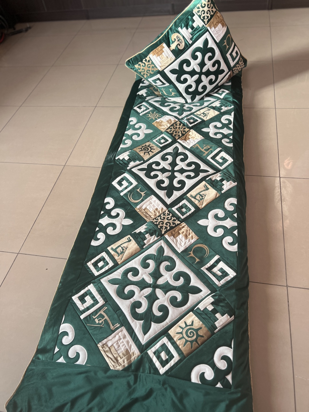 Комплект корпе с подушками 230x80 см, вата, зеленый, изумрудный