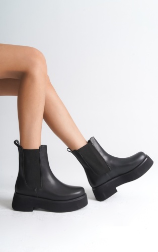 Полусапоги Capone Outfitters черный