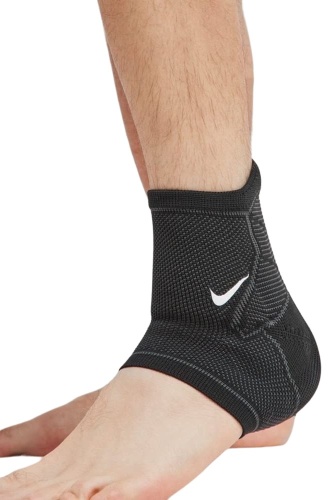 Nike N.100.0670.031 черный XL
