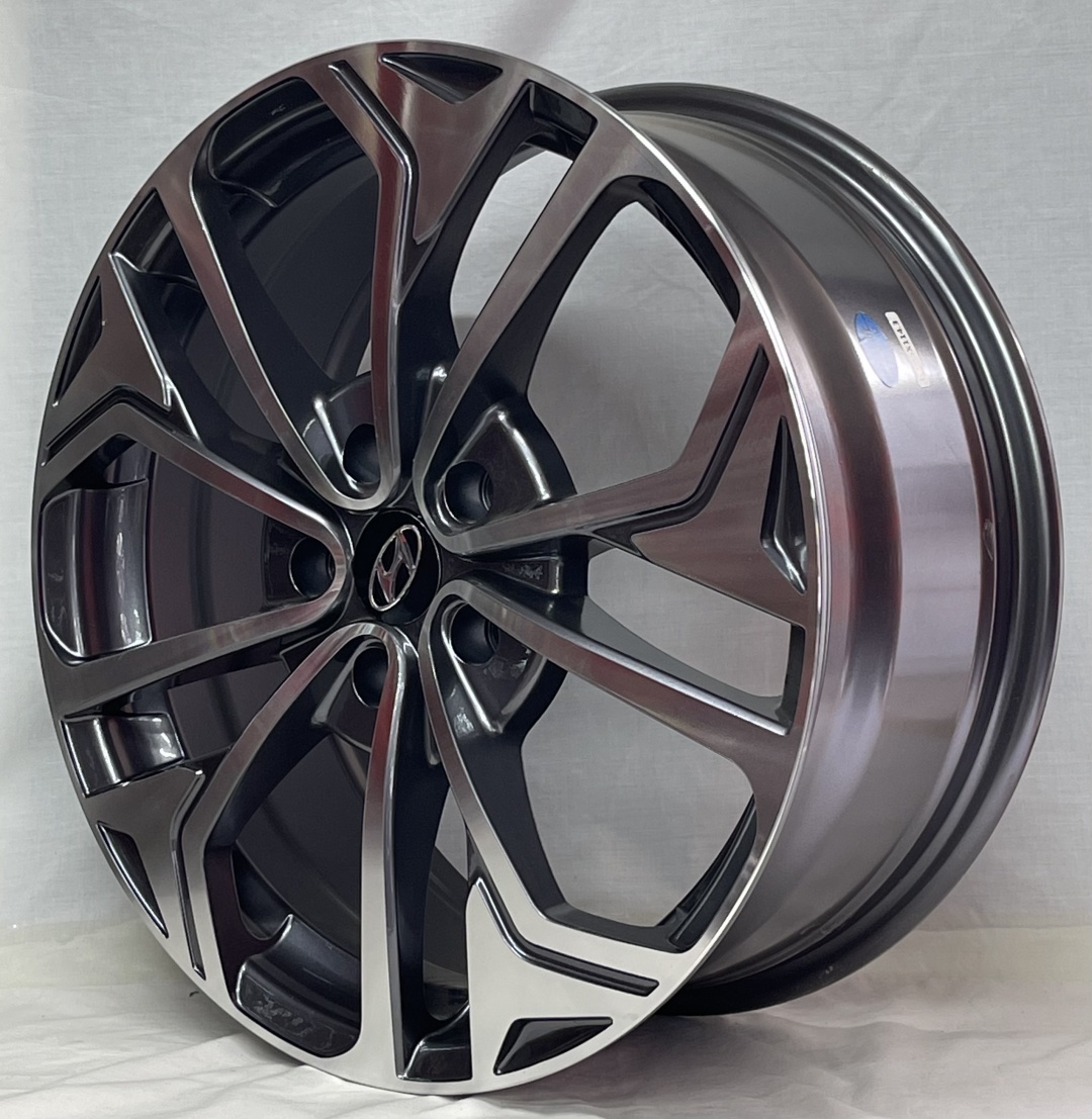 Bai Wheels 7488-1 7.5x18/5x114.3 D67.1 ET50 серебристый, серый